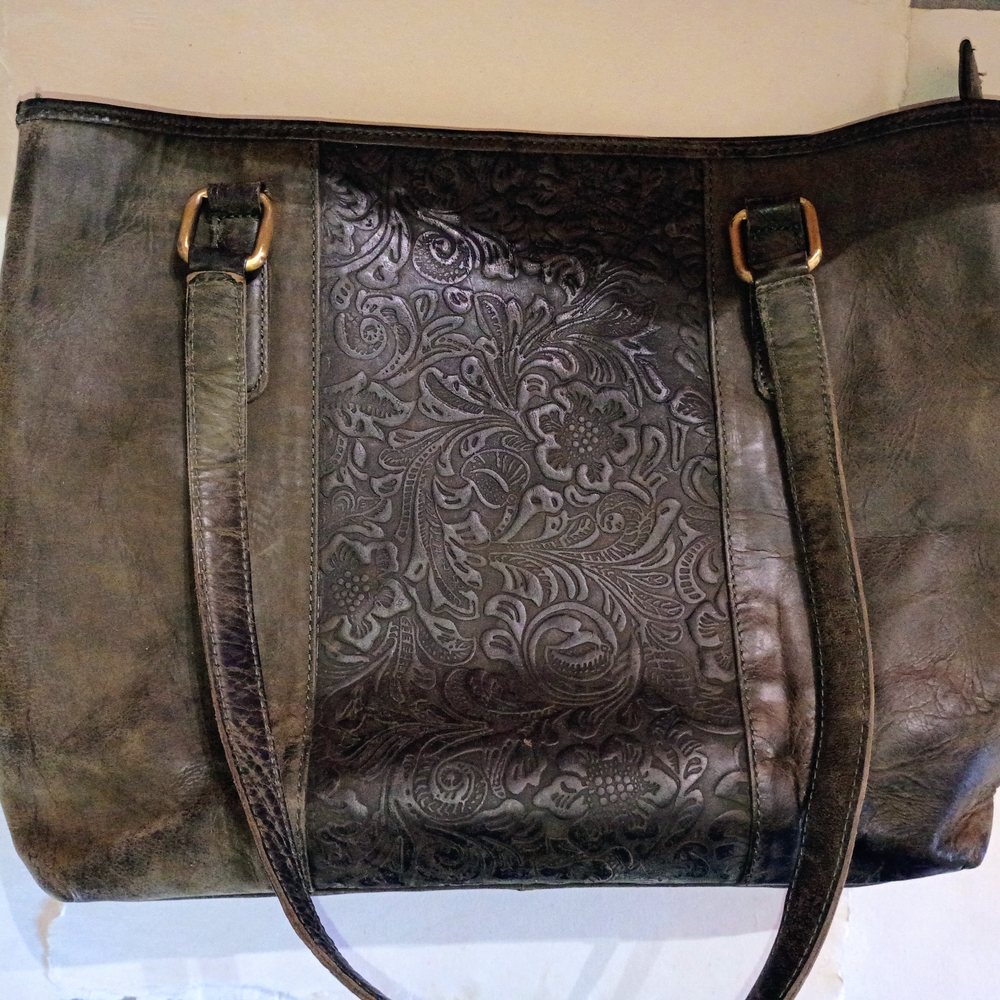 Elegant Embossed Leather Tote Bag